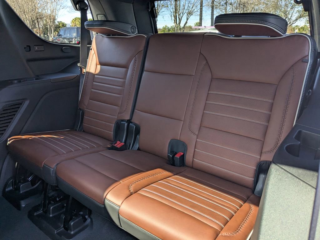 Used 2024 GMC Yukon Denali Ultimate image 28