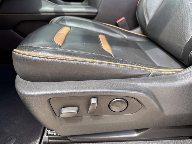 Used 2021 GMC Yukon AT4 w/ AT4 Premium Plus Package AWD/4WD image 41