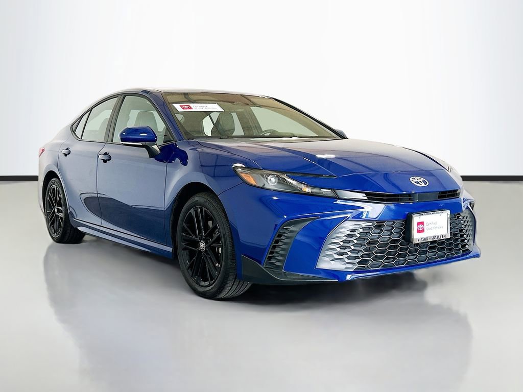 Used 2025 Toyota Camry SE w/ Multimedia Upgrade Package AWD/4WD image 3