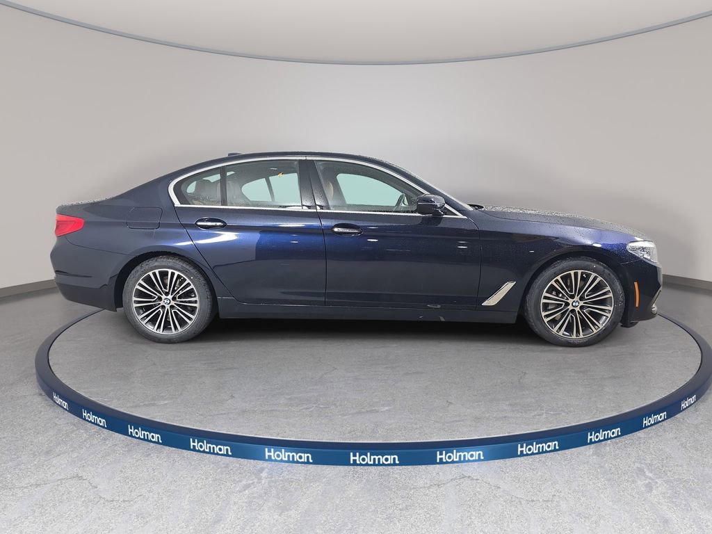 Used 2018 BMW 530i xDrive AWD/4WD image 5