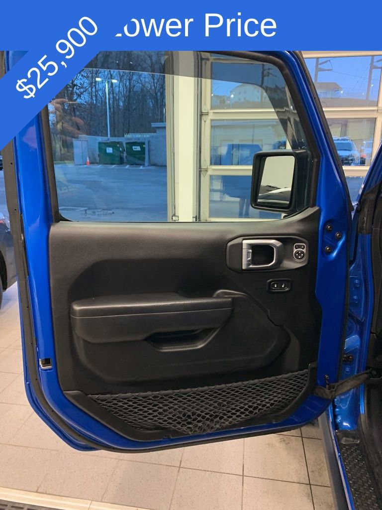 Used 2022 Jeep Wrangler Unlimited Sport image 3