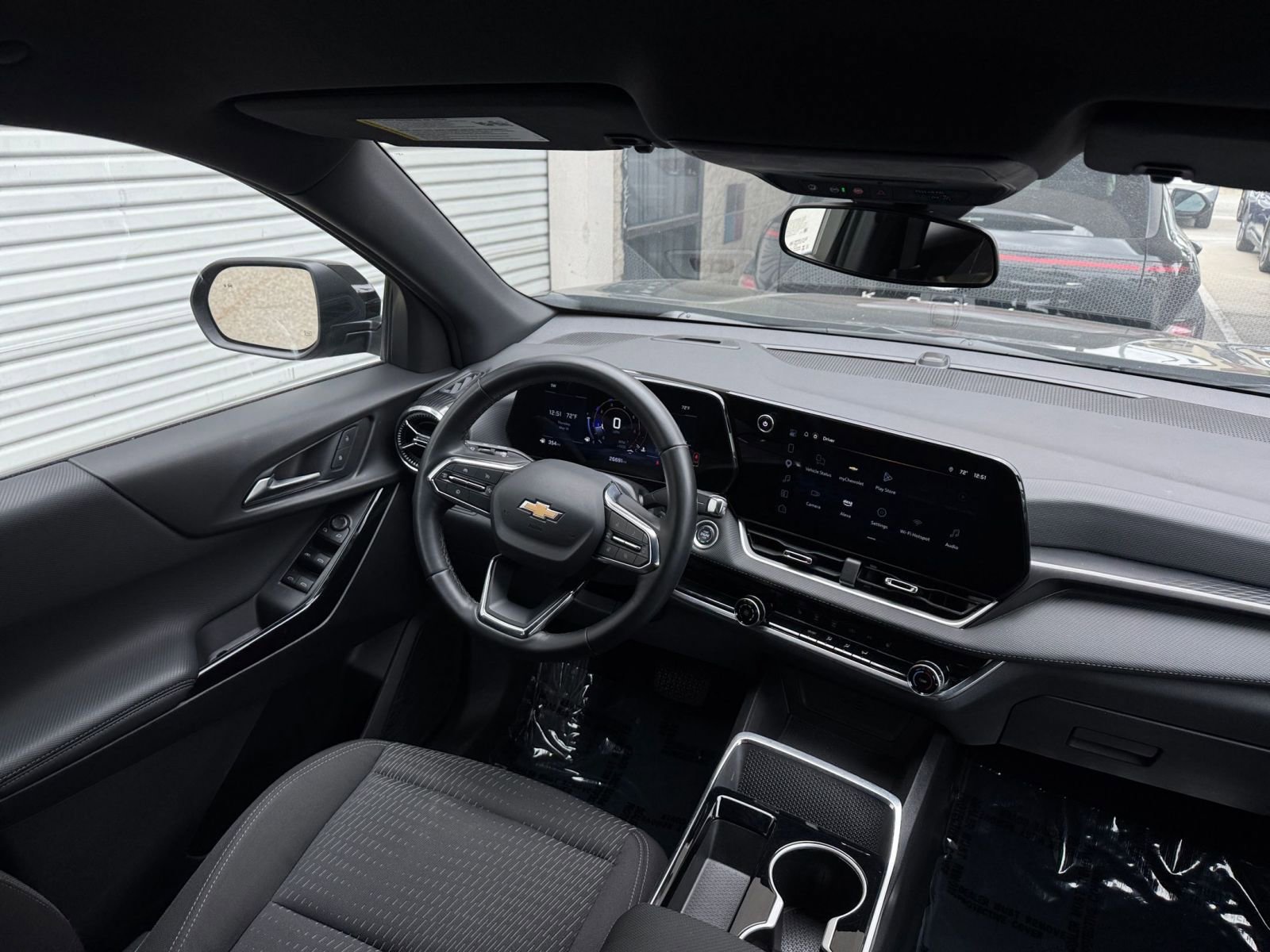 Used 2025 Chevrolet Equinox LT FWD image 35