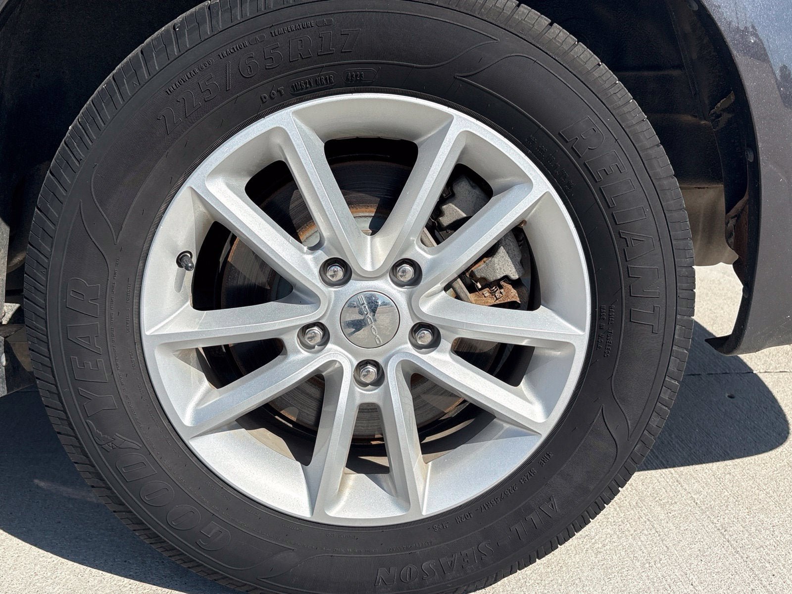 Used 2019 Dodge Grand Caravan SXT FWD image 10