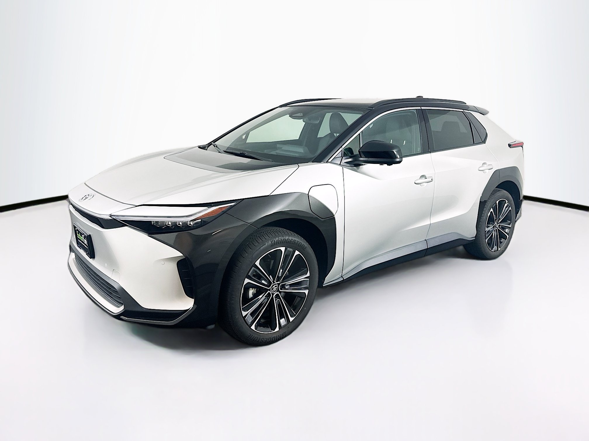 Used 2023 Toyota bZ4X AWD w/ Weather Package image 3