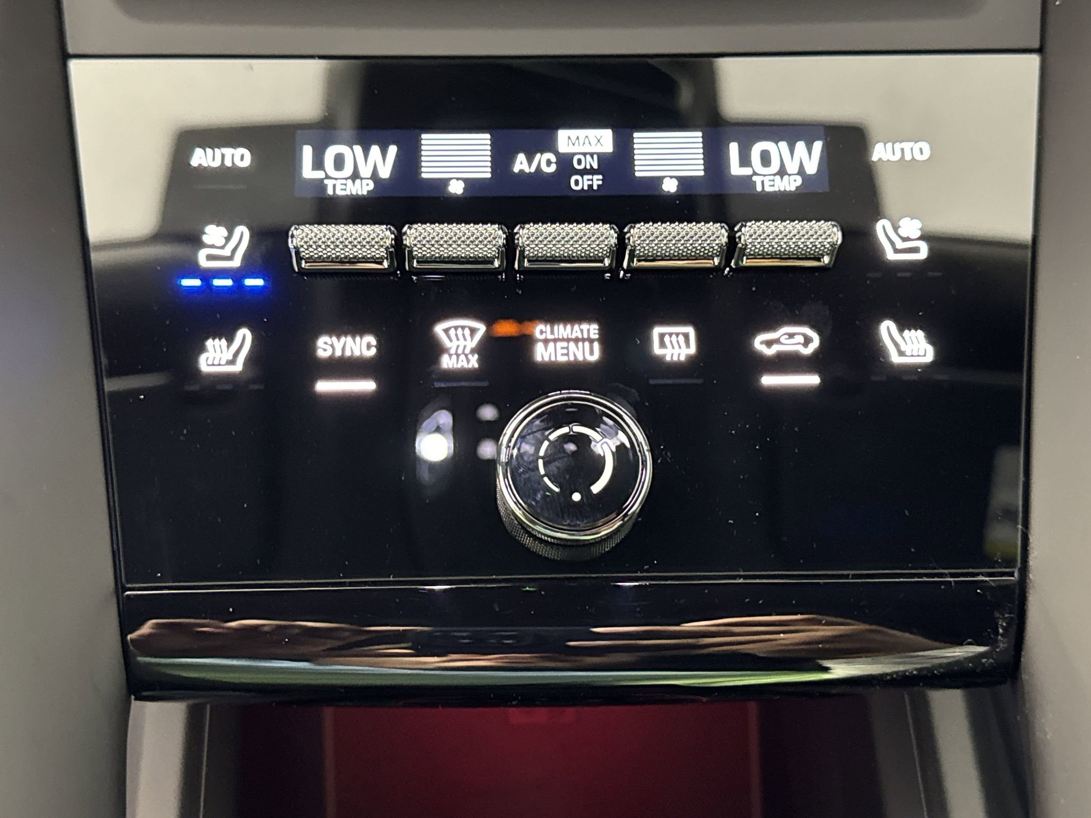 Used 2025 Porsche Macan 4S Electric image 20