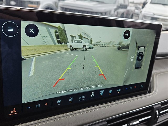 New 2025 Lincoln Corsair Premiere w/ Equipment Group 101A image 22