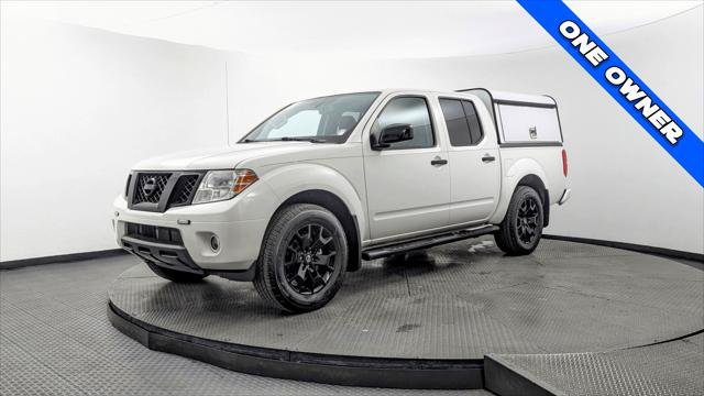 Used 2021 Nissan Frontier SV w/ Midnight Edition Floor Mats AWD/4WD image 2