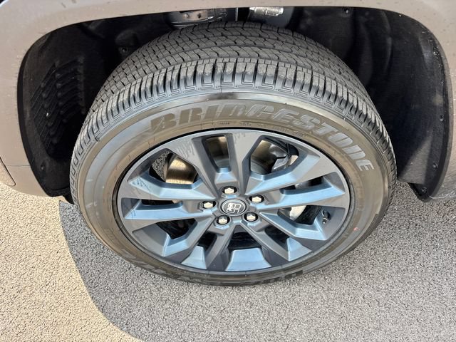 New 2026 Jeep Grand Cherokee L Limited AWD/4WD image 37