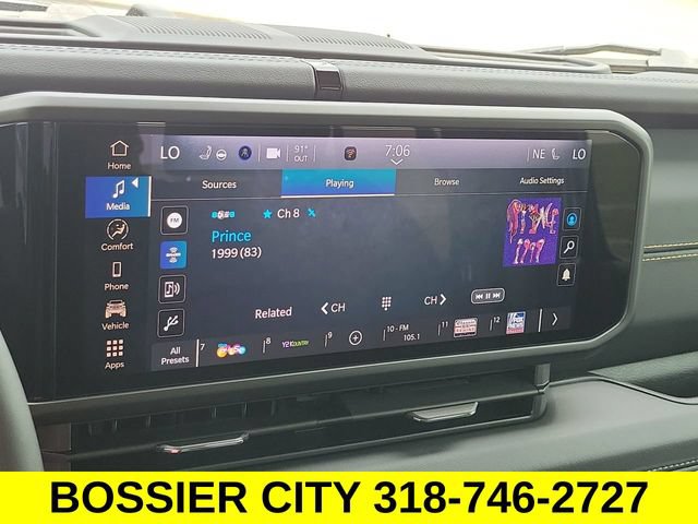 Used 2024 Jeep Wrangler Unlimited Sahara w/ Safety Group AWD/4WD image 13