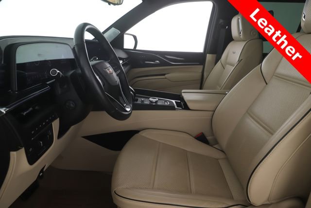 Used 2021 Cadillac Escalade Premium Luxury w/ Driver Assist Tech Package AWD/4WD image 17