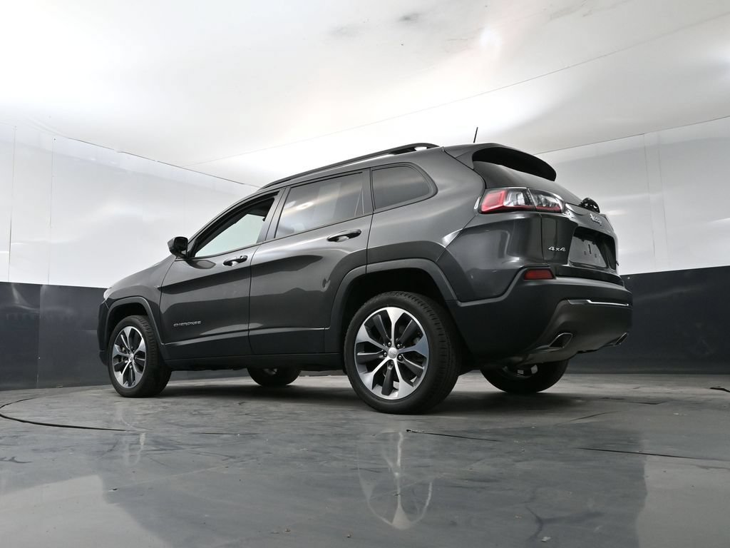 Used 2022 Jeep Cherokee Limited w/ Elite Package AWD/4WD image 21