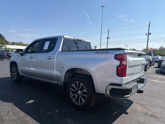 Used 2022 Chevrolet Silverado 1500 LT AWD/4WD image 5