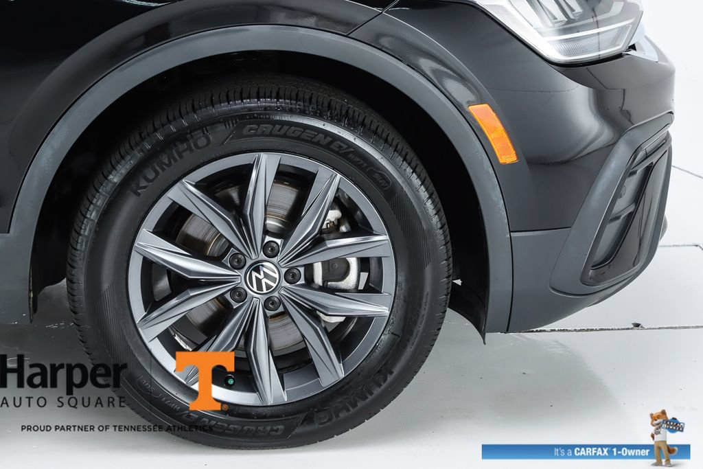 Used 2023 Volkswagen Tiguan SE w/ Panoramic Sunroof Package FWD image 52