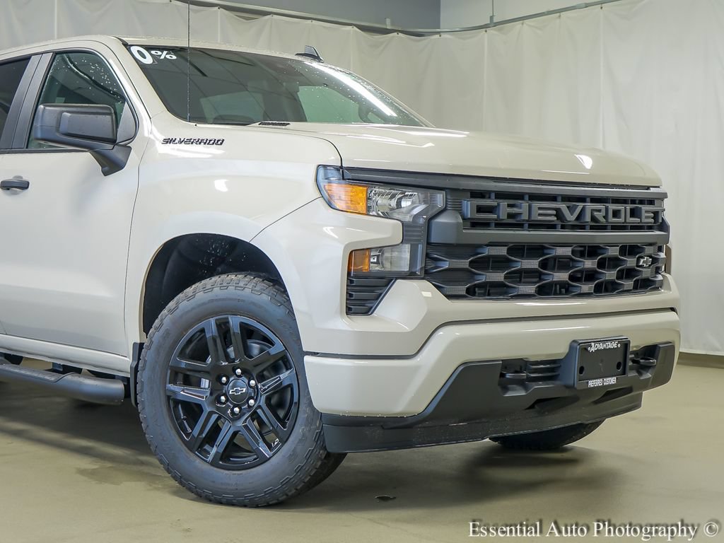 New 2026 Chevrolet Silverado 1500 Custom w/ Turbomax Blackout Package AWD/4WD image 3