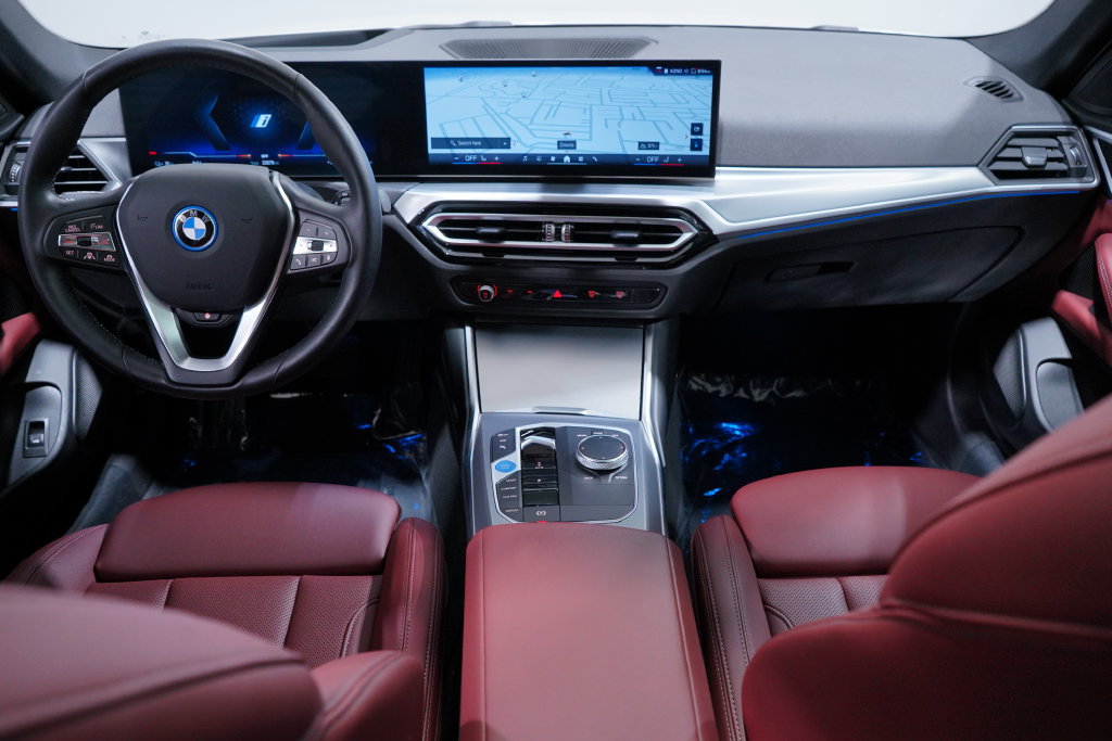 Used 2024 BMW i4 eDrive35 w/ Premium Package RWD image 16