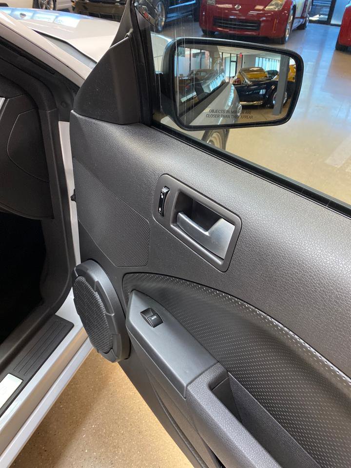 Used 2006 Ford Mustang GT RWD image 33