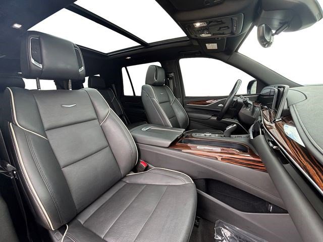 Used 2023 Cadillac Escalade Premium Luxury image 19