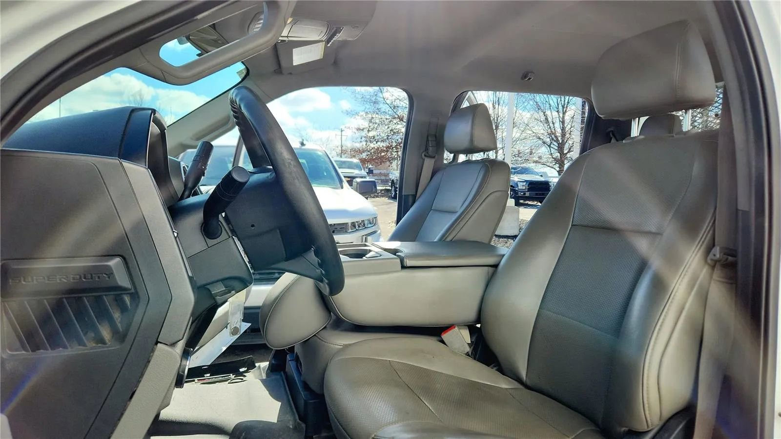 Used 2019 Ford F350 XL w/ Power Equipment Group image 25