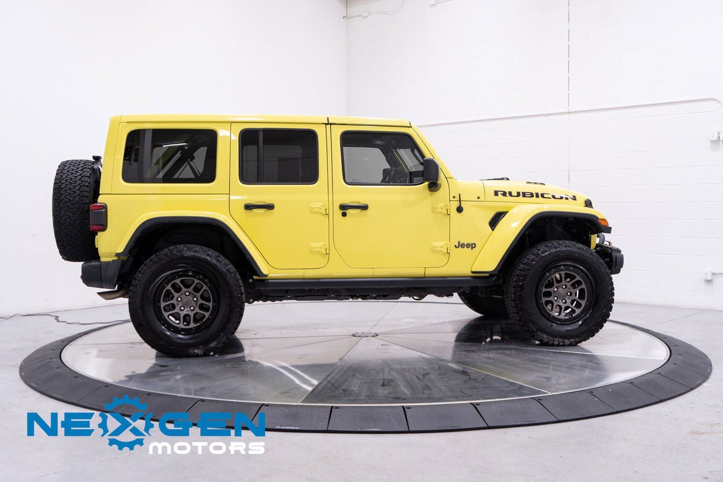 Used 2023 Jeep Wrangler Unlimited Rubicon 392 w/ Xtreme Recon 35" Tire Package image 35