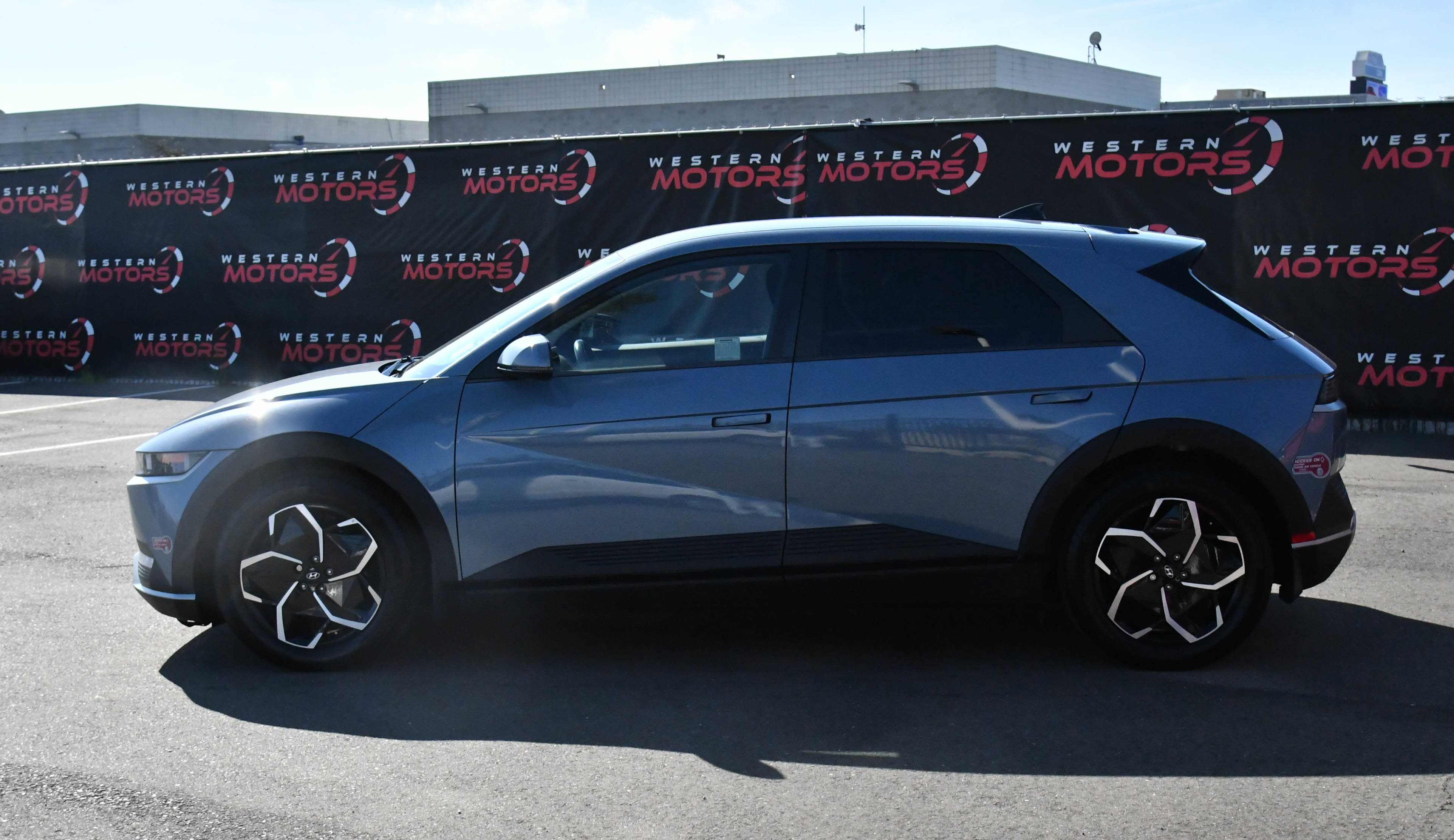 Used 2024 Hyundai Ioniq 5 SE image 4