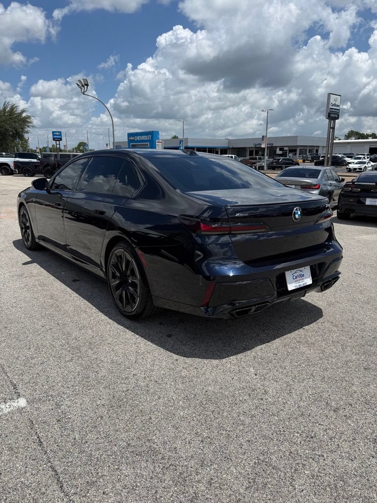 Used 2023 BMW 760i xDrive AWD/4WD image 5
