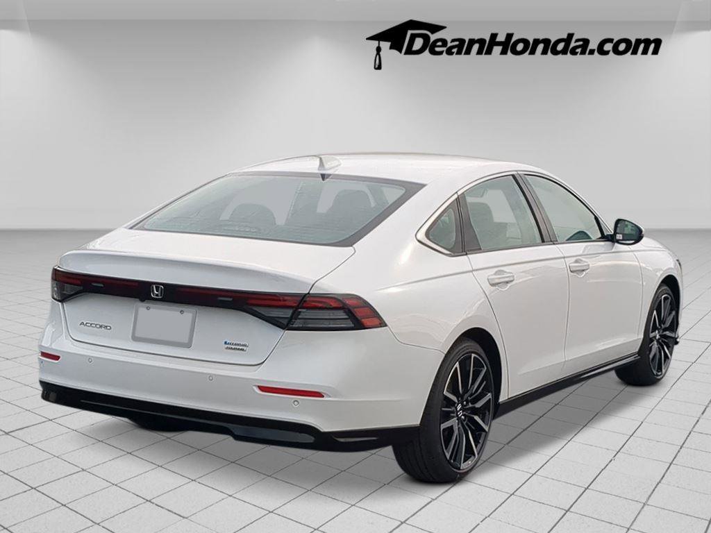 New 2026 Honda Accord Touring image 5
