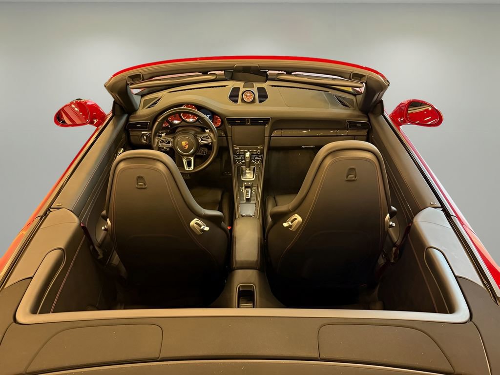 Used 2018 Porsche 911 Turbo S image 58