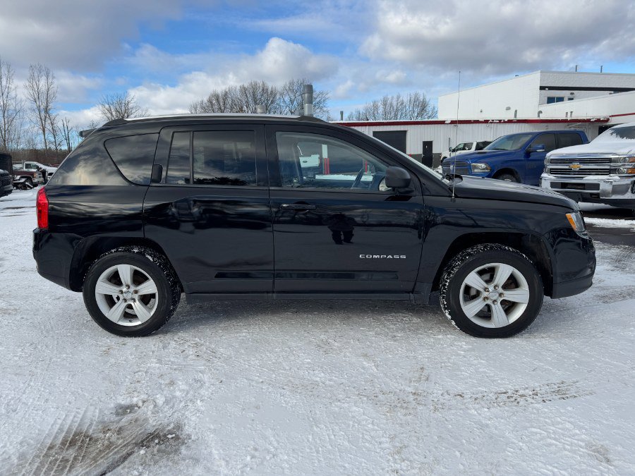 Used 2012 Jeep Compass Sport image 6