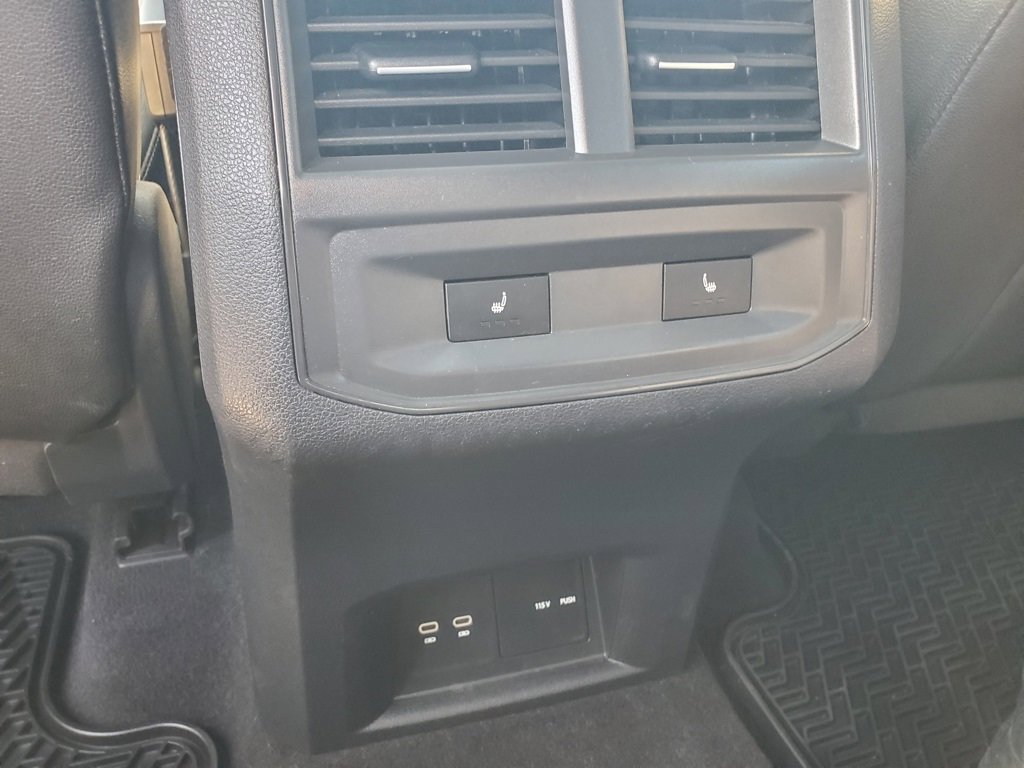 Used 2022 Volkswagen Atlas Cross Sport SEL Premium R-Line image 30