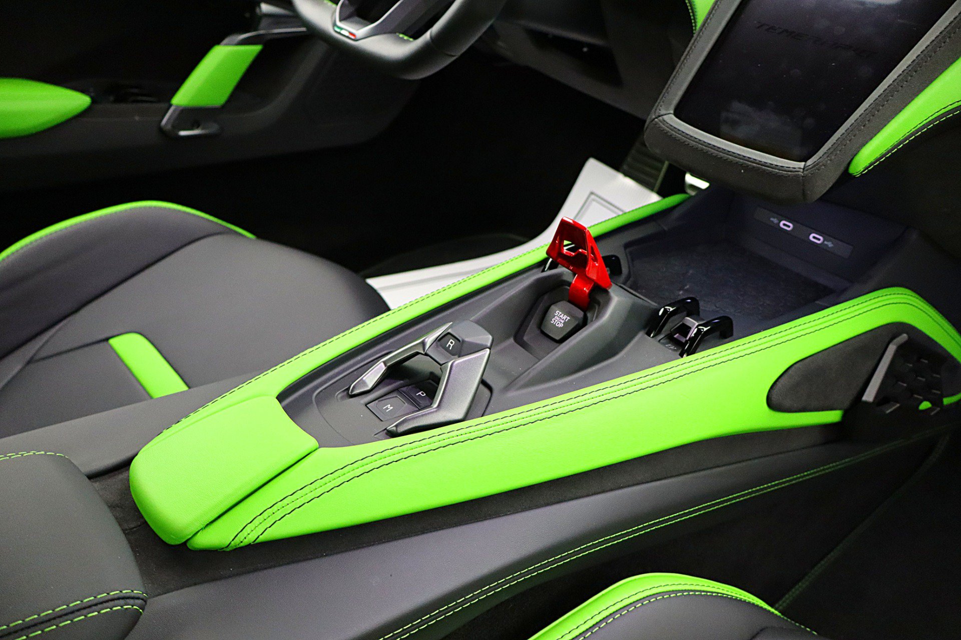 Used 2026 Lamborghini Temerario AWD/4WD image 34