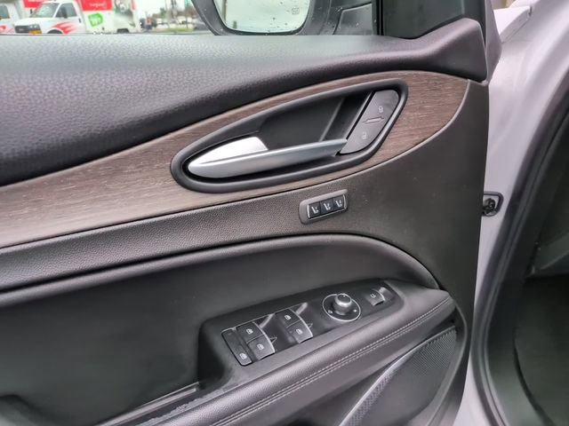 Used 2022 Alfa Romeo Stelvio Ti image 20