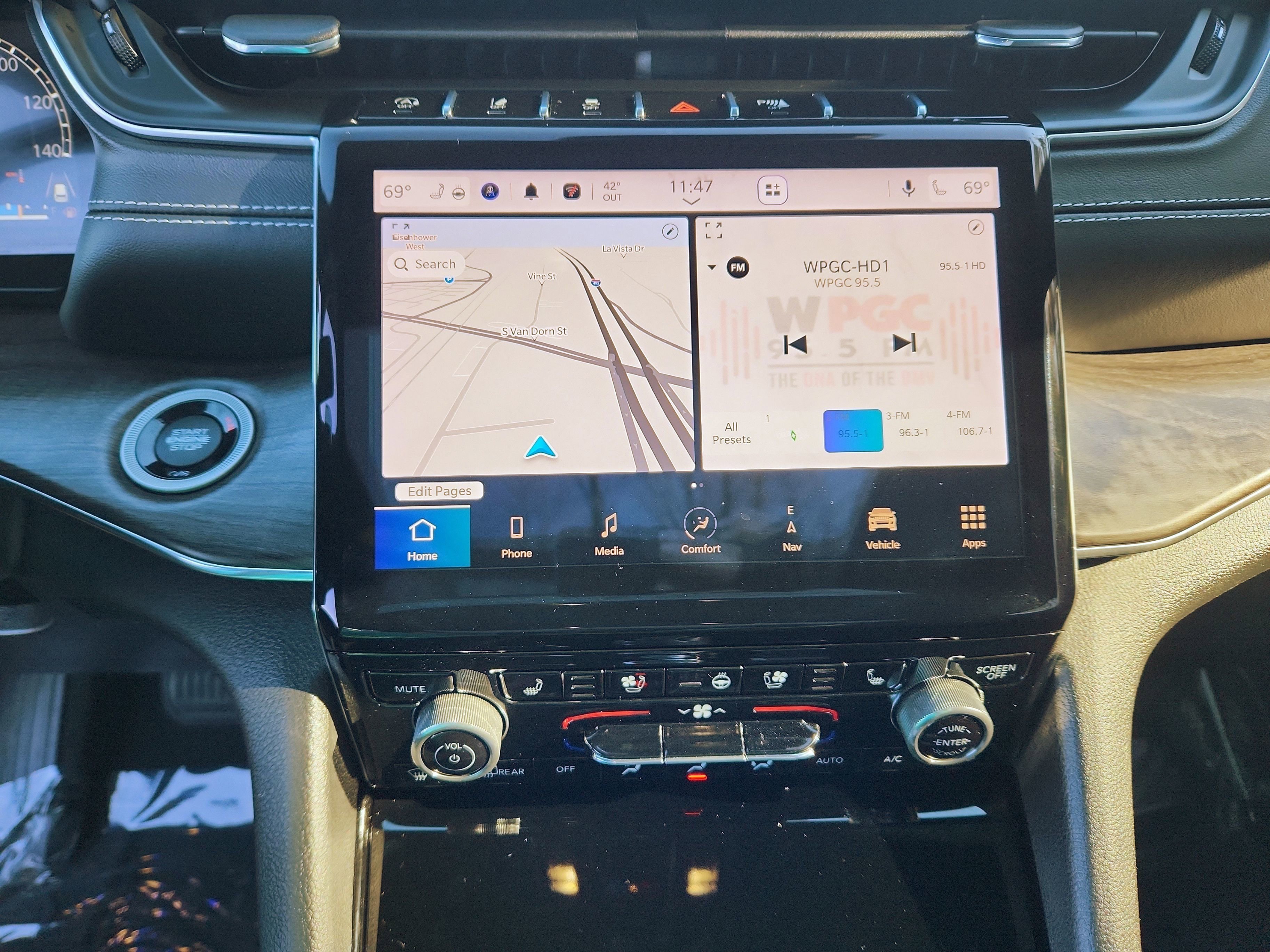 Used 2023 Jeep Grand Cherokee Overland image 17