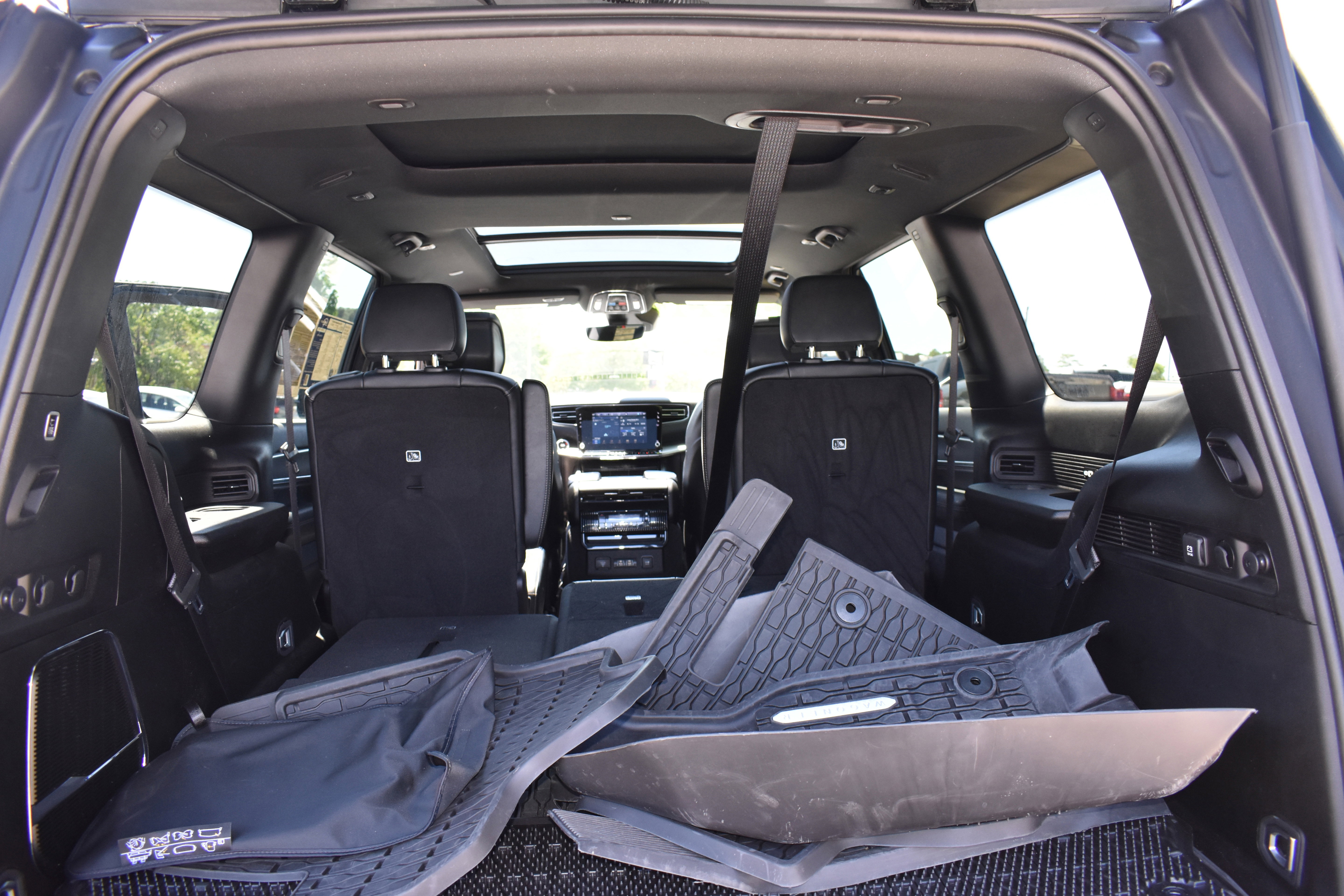 Used 2024 Jeep Wagoneer Series II AWD/4WD image 37