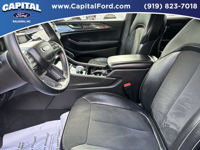 Used 2022 Jeep Grand Cherokee Altitude RWD image 19