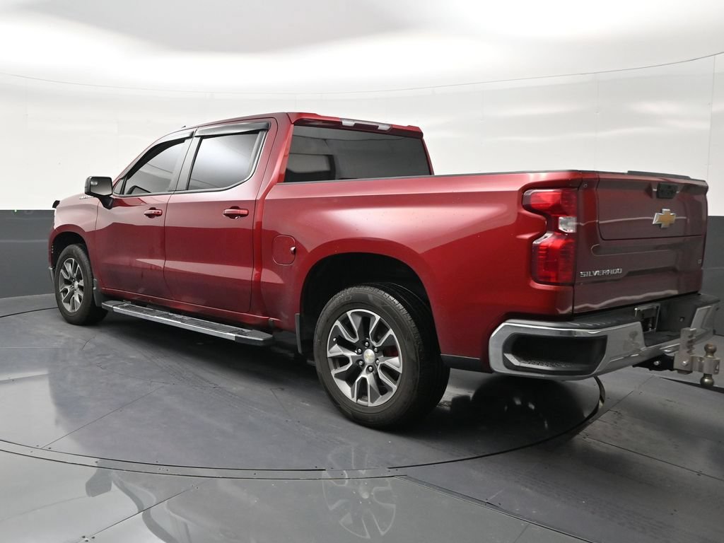 Used 2022 Chevrolet Silverado 1500 LT RWD image 3