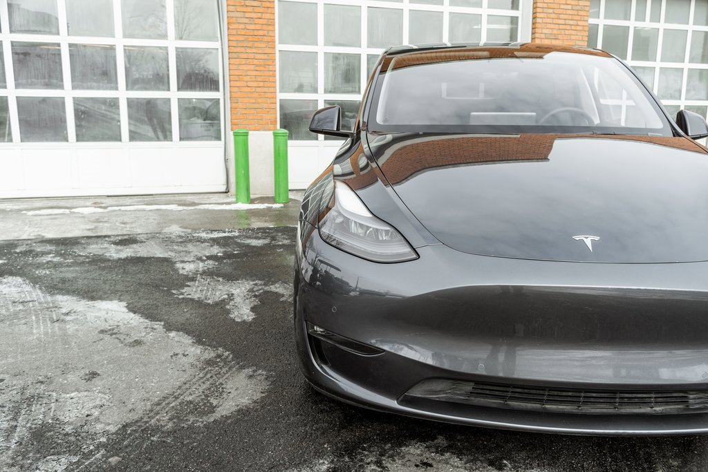 Used 2022 Tesla Model Y Performance image 32