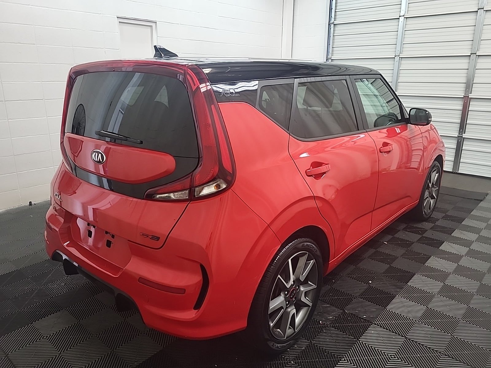 Used 2020 Kia Soul GT-Line FWD image 4