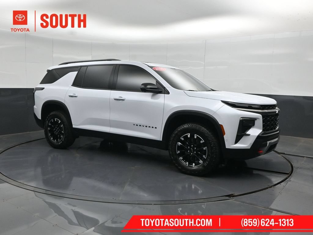 Used 2026 Chevrolet Traverse Z71 w/ Enhanced Driving Package AWD/4WD image 1