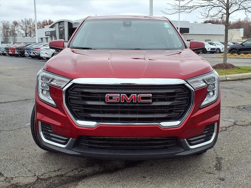 Certified 2022 GMC Terrain SLE image 27