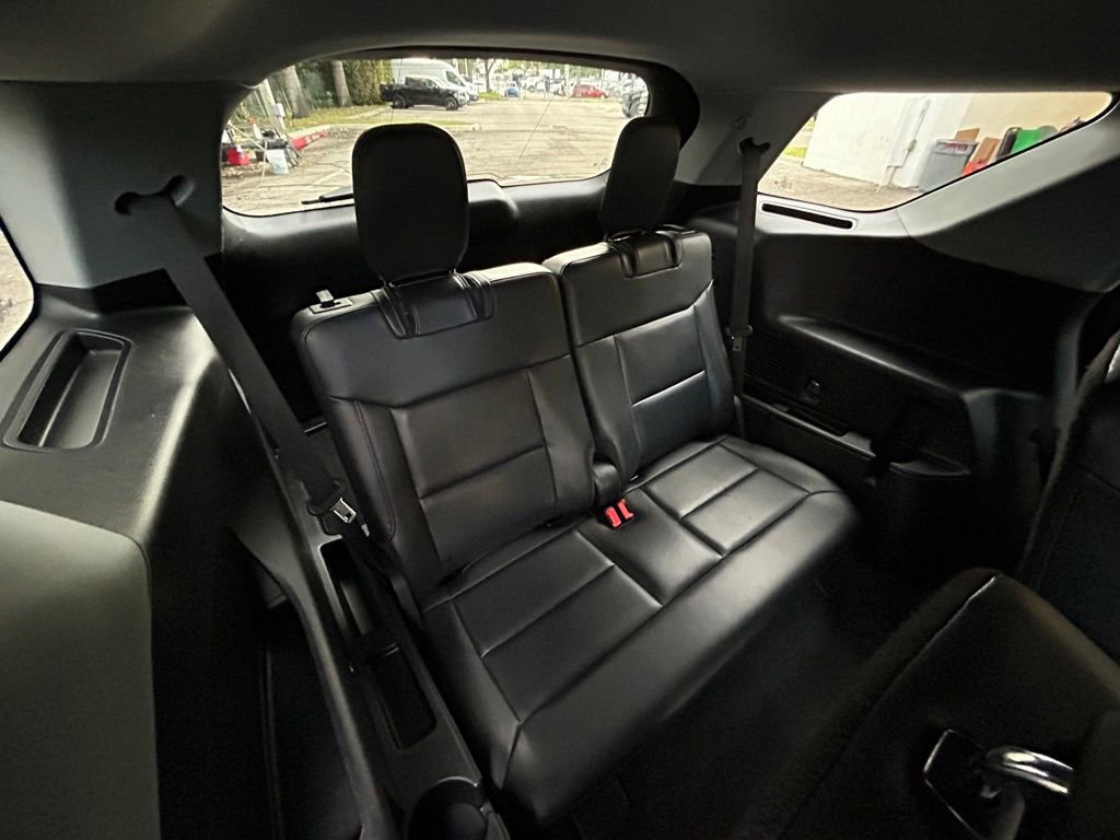 Used 2022 Ford Explorer XLT w/ Equipment Group 202A image 29