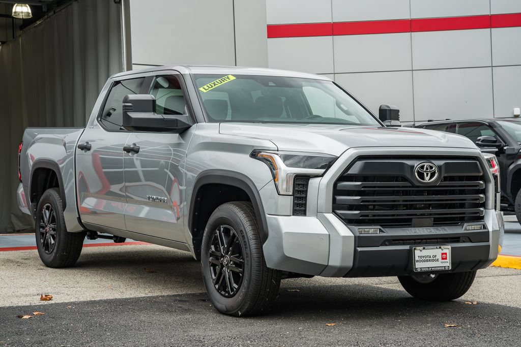 New 2026 Toyota Tundra SR5 w/ SR5 Convenience Package