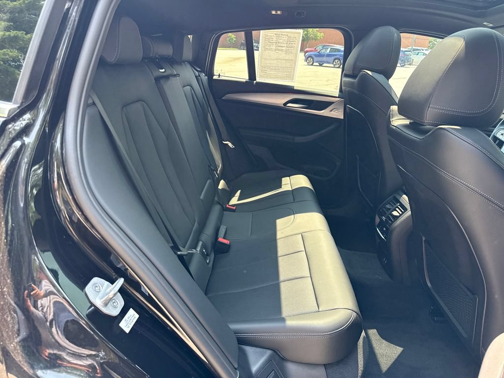 Used 2025 BMW X4 xDrive30i w/ Premium Package AWD/4WD image 29