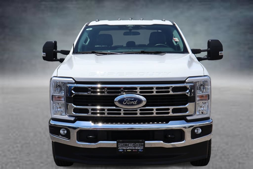 Used 2025 Ford F350 XLT AWD/4WD image 24