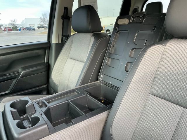 Used 2019 Nissan Titan S w/ S Utility Package image 36
