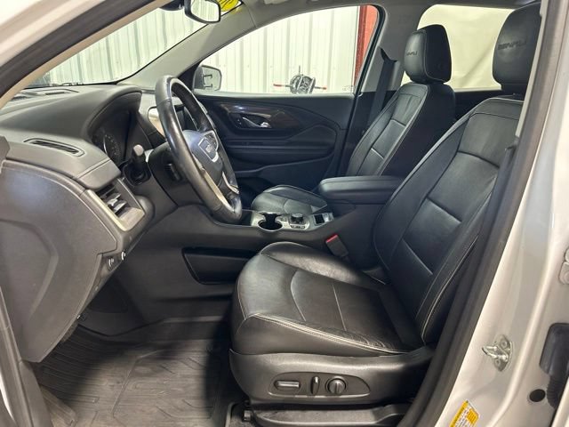 Used 2020 GMC Terrain Denali w/ Denali Premium Package AWD/4WD image 13