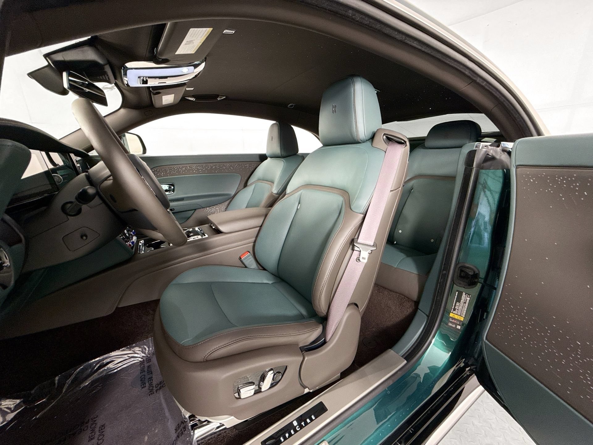 Used 2025 Rolls-Royce Spectre w/ Spectre Launch Package AWD/4WD image 9