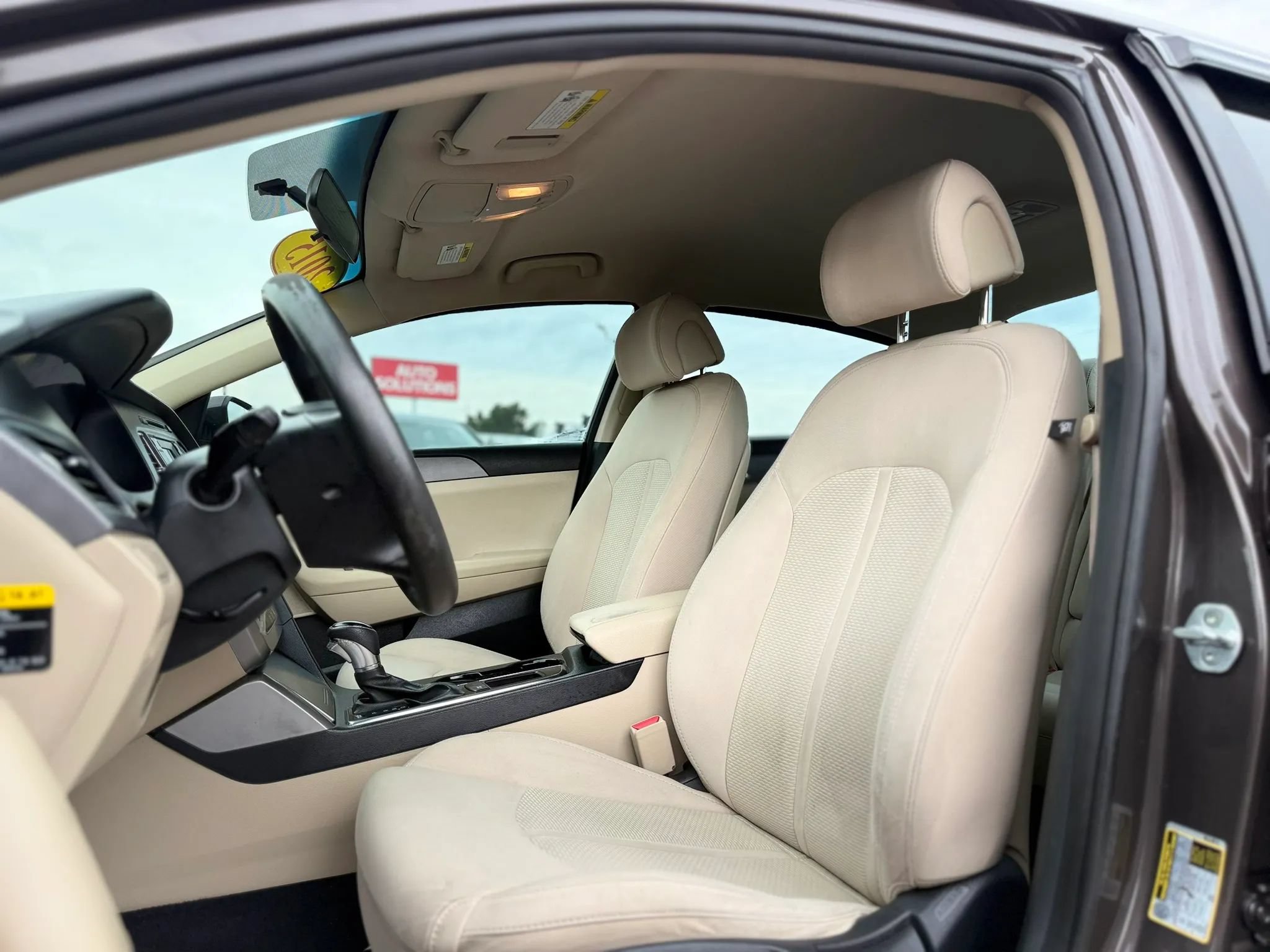 Used 2015 Hyundai Sonata SE FWD image 19