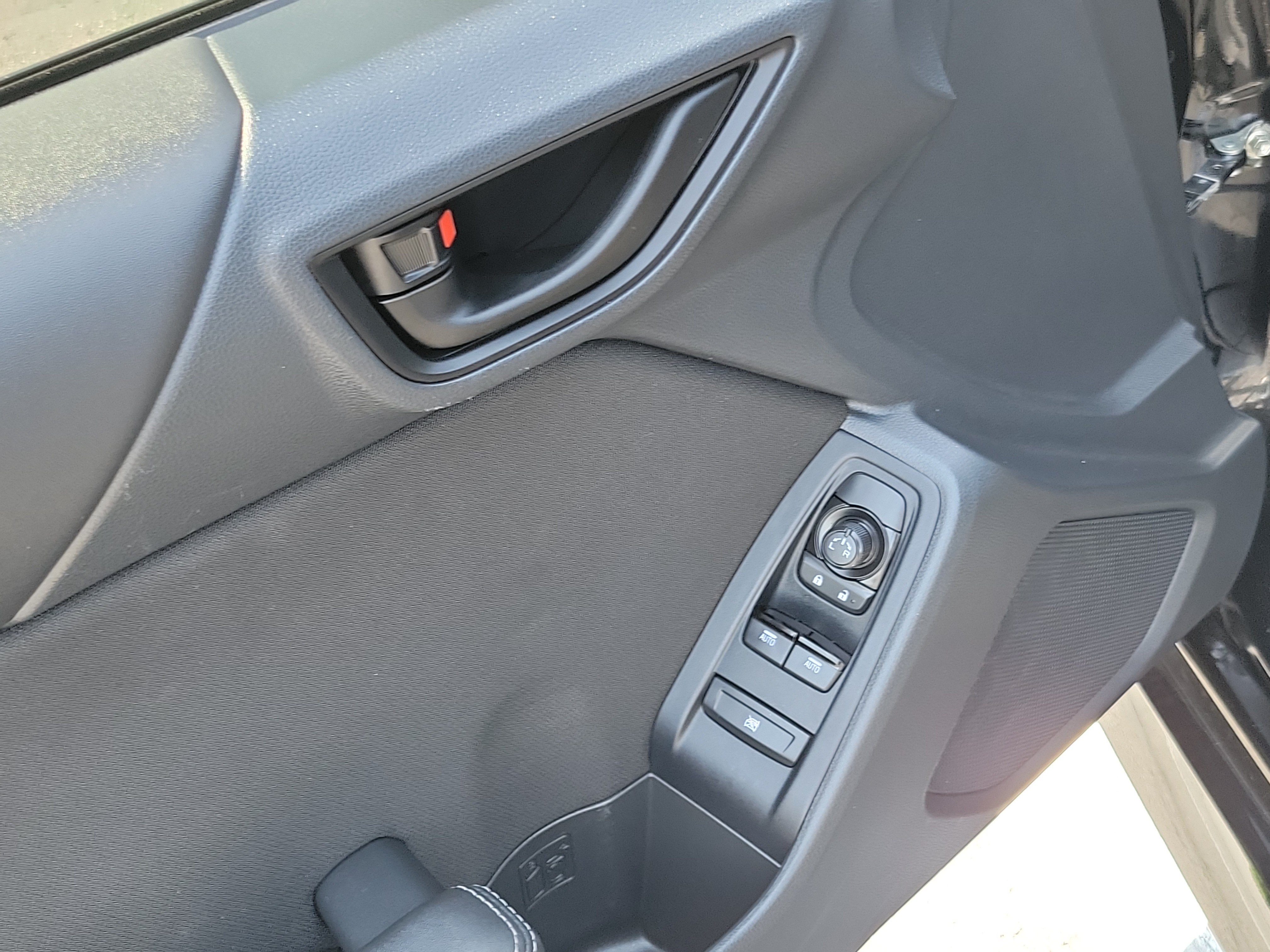 Used 2025 Toyota GR86 w/ ALL Weather Mat Package (TMS) RWD image 25