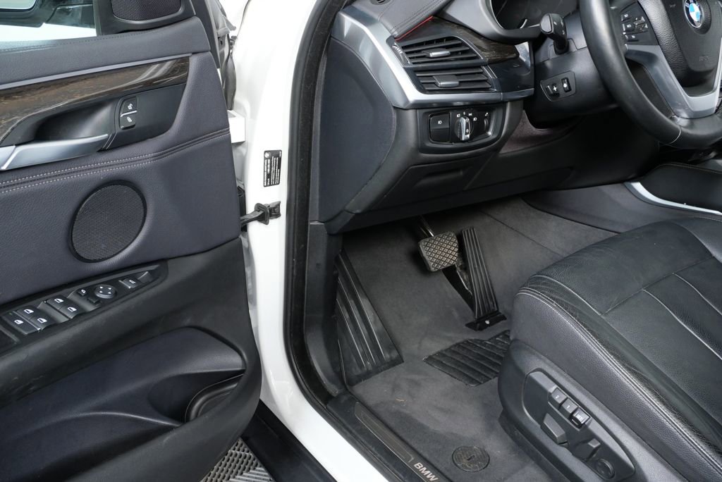 Used 2019 BMW X6 xDrive35i image 5