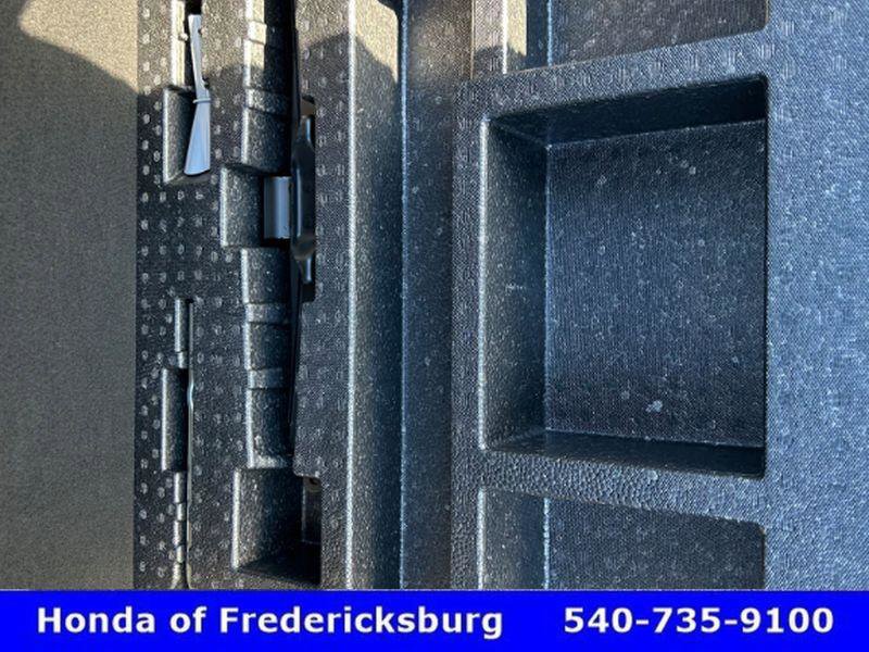 Certified 2024 Honda HR-V LX image 39